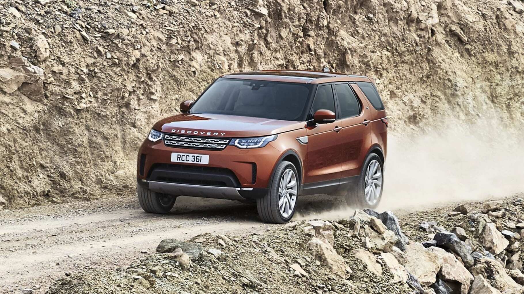 Land Rover Discovery Off-road Driving All-terrain vehicle