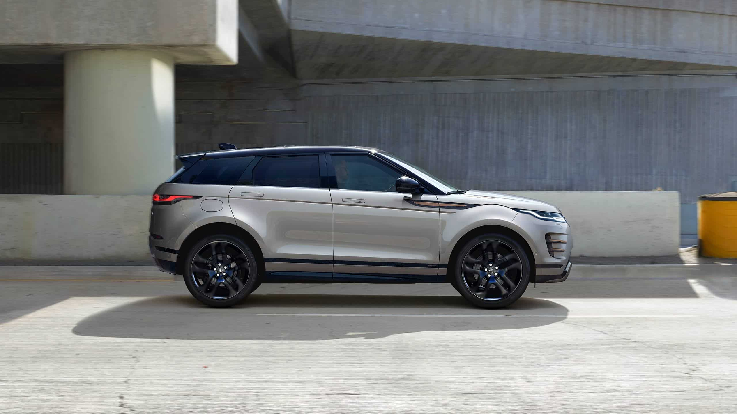 Parked Range Rover Evoque 