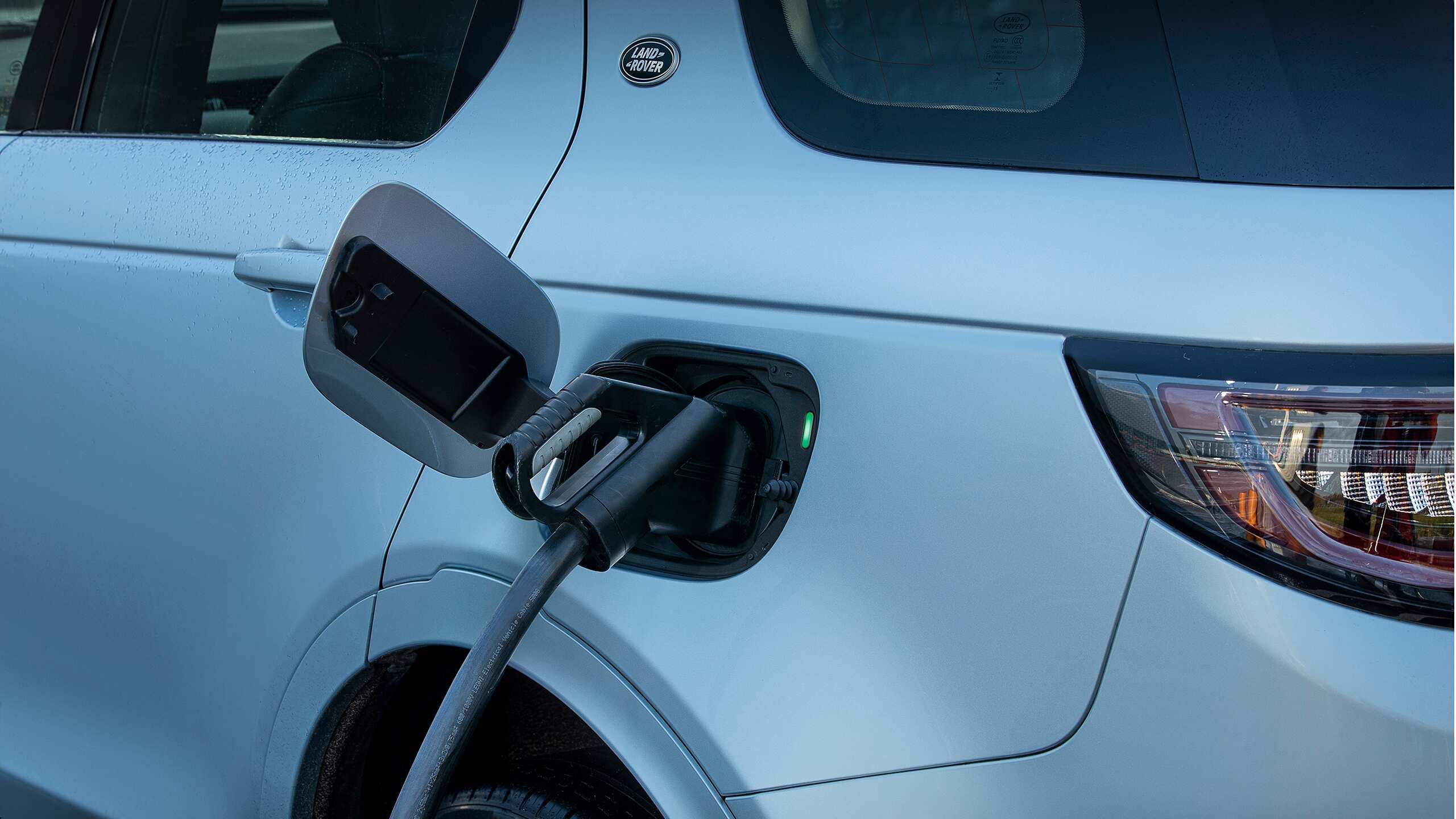 Discovery at charging station