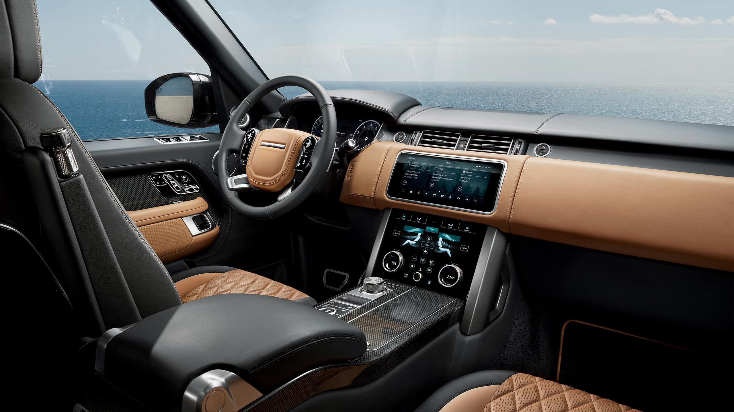 Range Rover SV Dashboard View