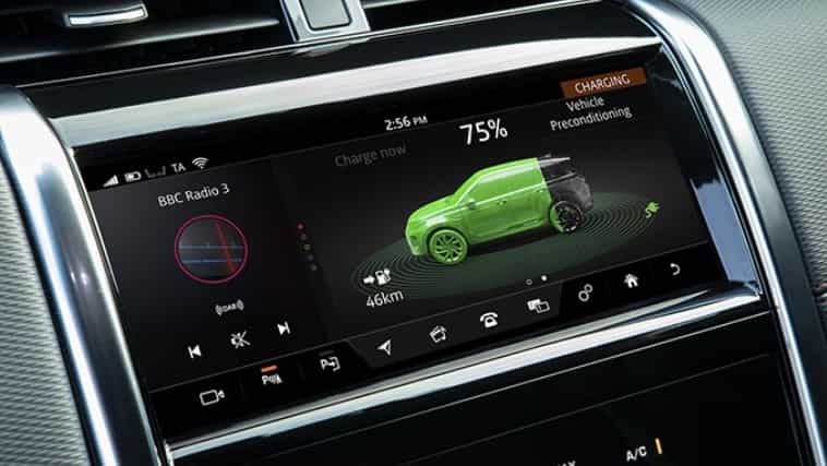 Charging screen of Range Rover